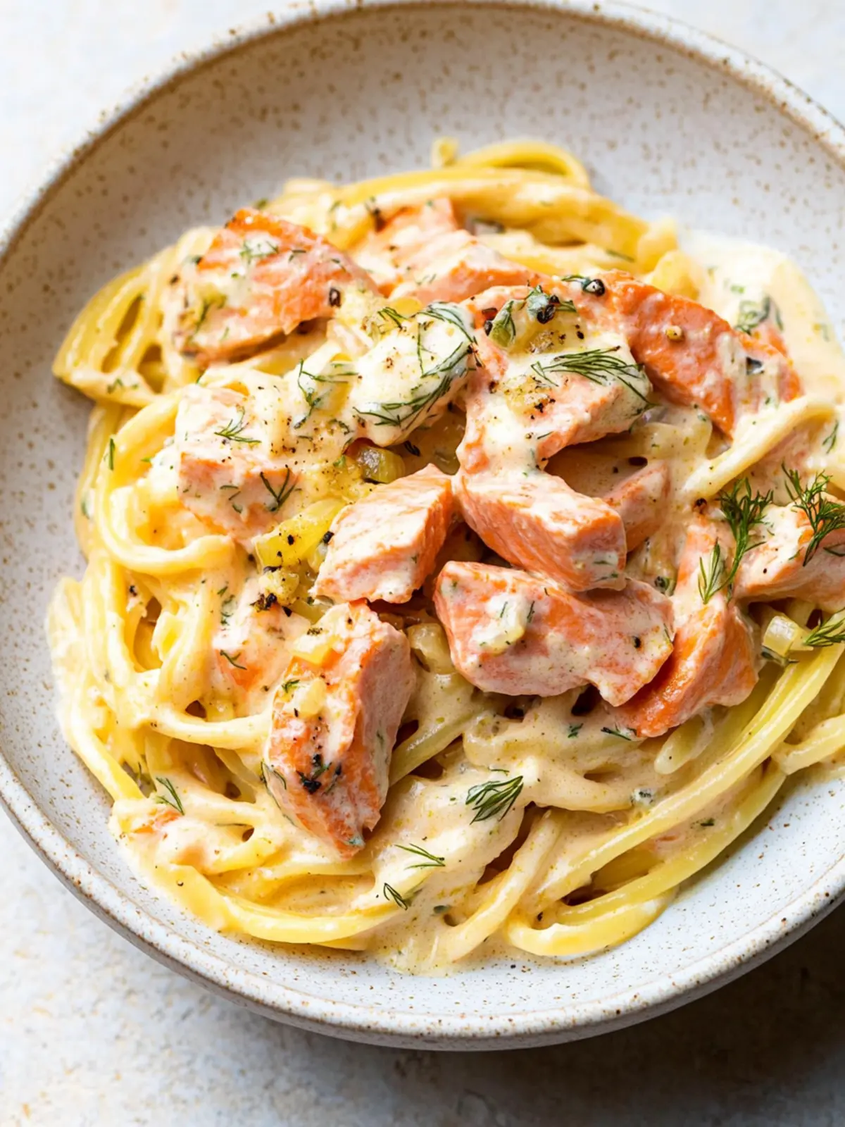 Creamy Salmon Dill Rigatoni: Quick & Luxurious Weeknight Meal 4 Creamy Salmon Dill Rigatoni